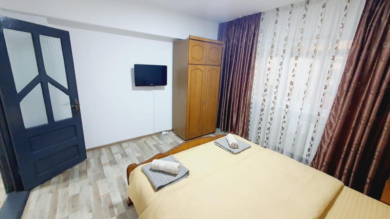 Apartament Radoi Apartment Drobeta Turnu Severin Exterior foto
