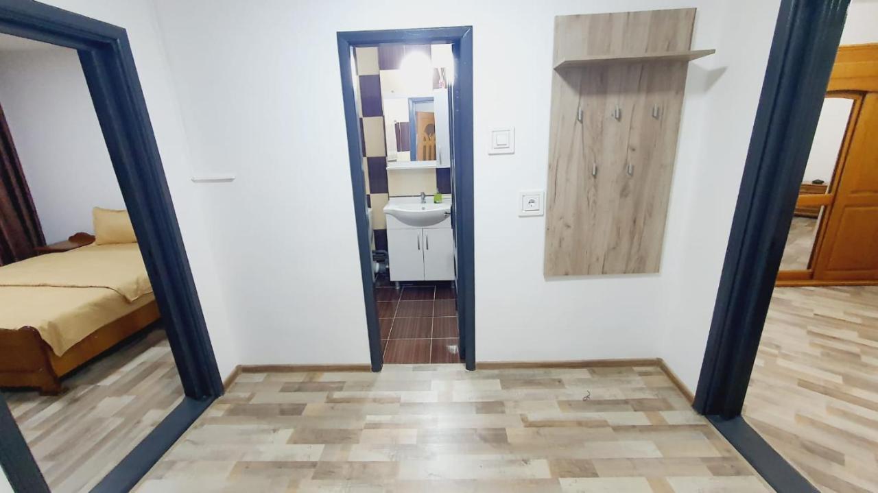 Apartament Radoi Apartment Drobeta Turnu Severin Exterior foto